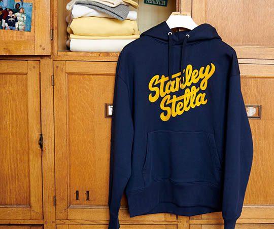 I love my girlfriend heart shirt' Stanley/Stella Unisex Jogger Shorts  TRAINER